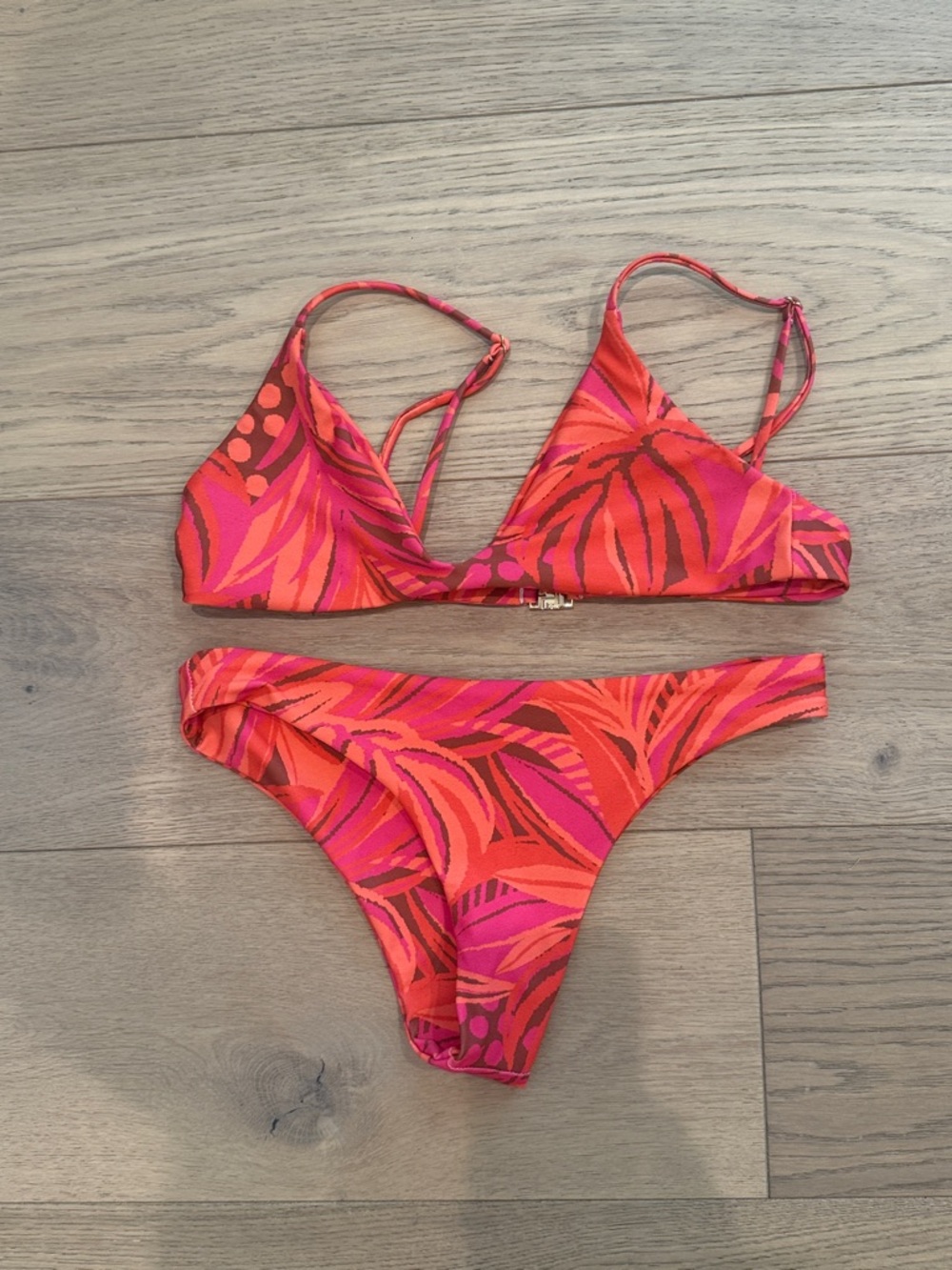 EUC Skatie Bikini in Surfside - Size Small